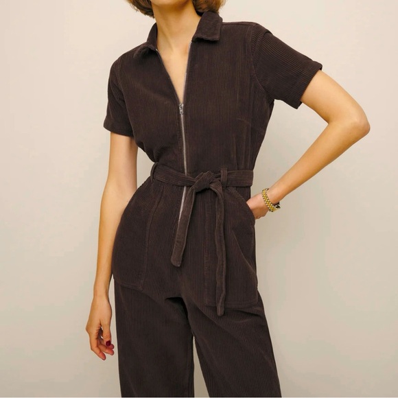 Cassidy Corduroy Jumpsuit🌟 - Picture 2 of 5